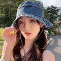 A Stylish And Adaptable Fisherman'S Hat for Women, Perfect for Outdoor Fishing And Casual Wear