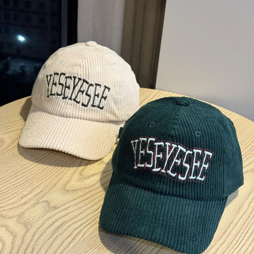 1pc of Premium Retro Corduroy Baseball Cap with a Wide Brim for Both Men And Women, Designed for a Comfortable Fit. Ideal for Streetwear, Casual Outings, And Travel. Part of The Autumn-Winter Collection, It Makes a Great Holiday Gift